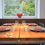Апартаменти Apartmenthouse 5 Seasons - Incl Summer Card By In One Целль-ам-Зеє