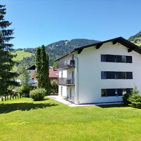 Apartmán Apartmenthouse 