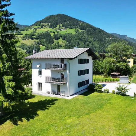 Apartmán Apartmenthouse 