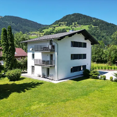 Apartmenthouse 5 Seasons - Incl Summer Card By In One