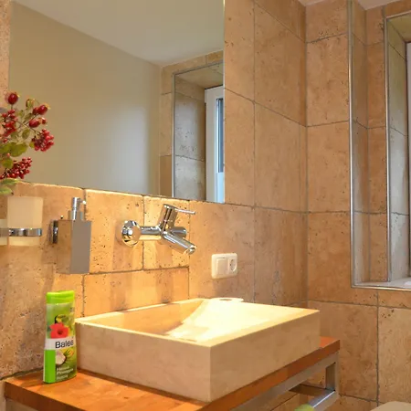 Apartman Apartmenthouse 5 Seasons - Incl Summer Card By In One