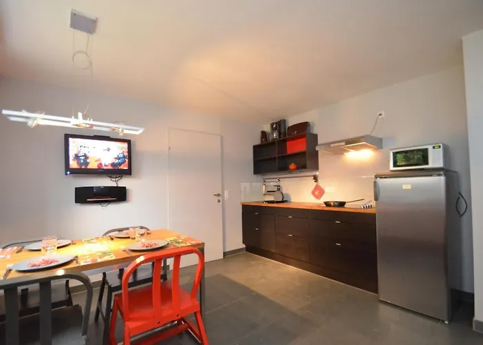 Apartmenthouse 5 Seasons - Incl Summer Card By In One Apartment