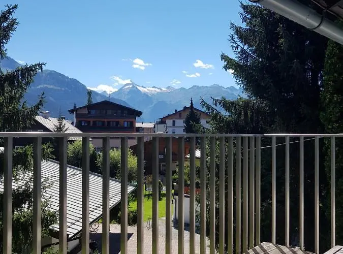 Apartmenthouse 5 Seasons - Incl Summer Card By In One *