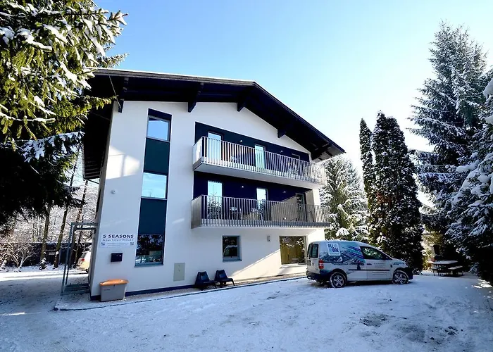 Apartmenthouse 5 Seasons - Incl Summer Card By In One