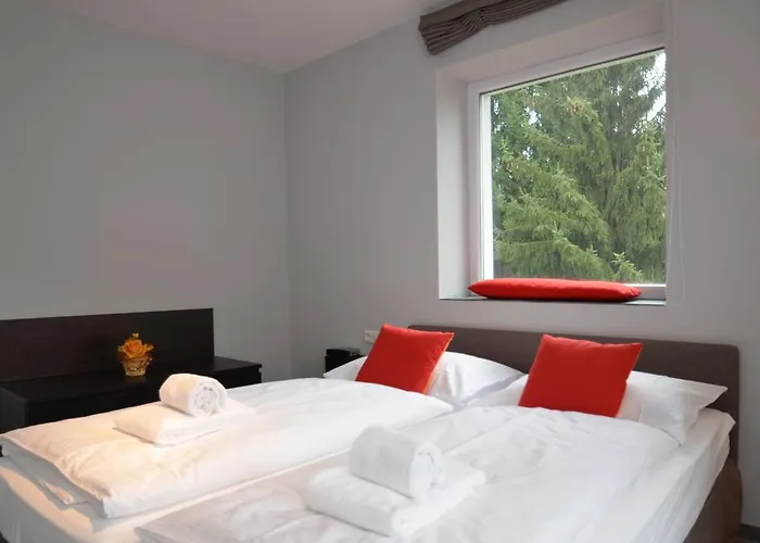 Apartmenthouse 5 Seasons - Incl Summer Card By In One