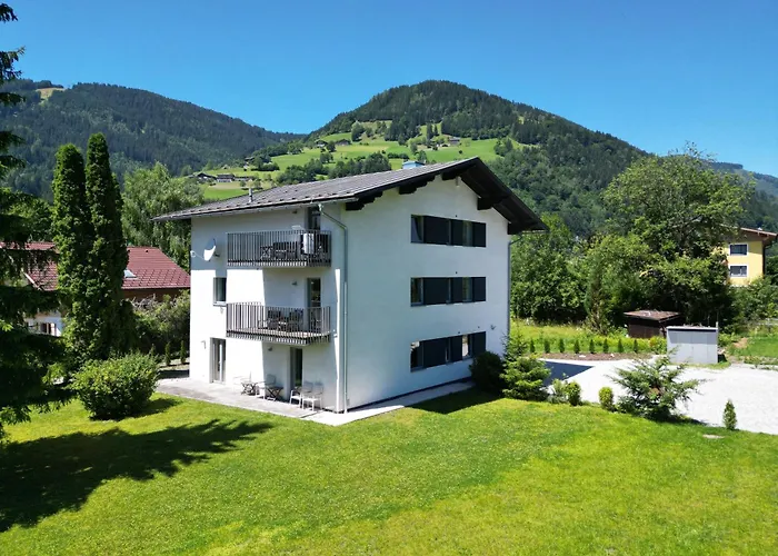 Apartmenthouse 5 Seasons - Incl Summer Card By In One