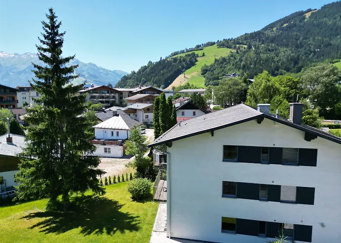 Apartmenthouse 5 Seasons - Incl Summer Card By In One Апартаменти