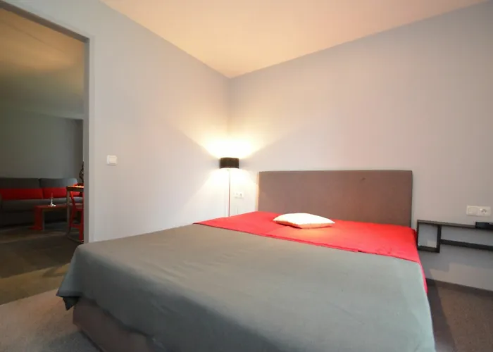 Apartmenthouse 5 Seasons - Incl Summer Card By In One