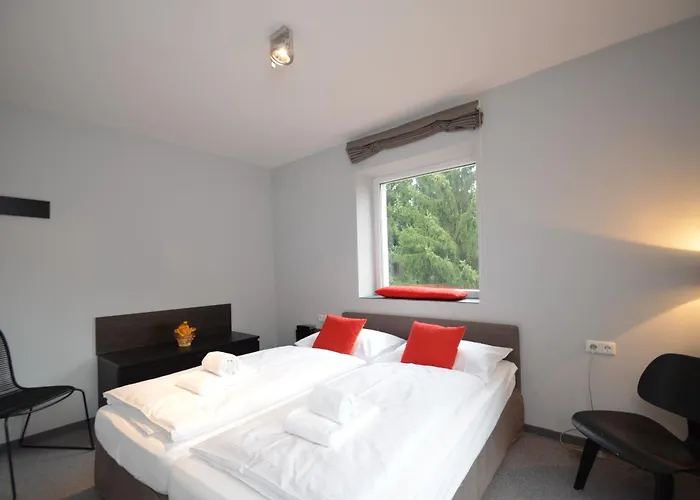 Apartmenthouse 5 Seasons - Incl Summer Card By In One